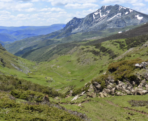 Peñas Blancas / Peña Chana