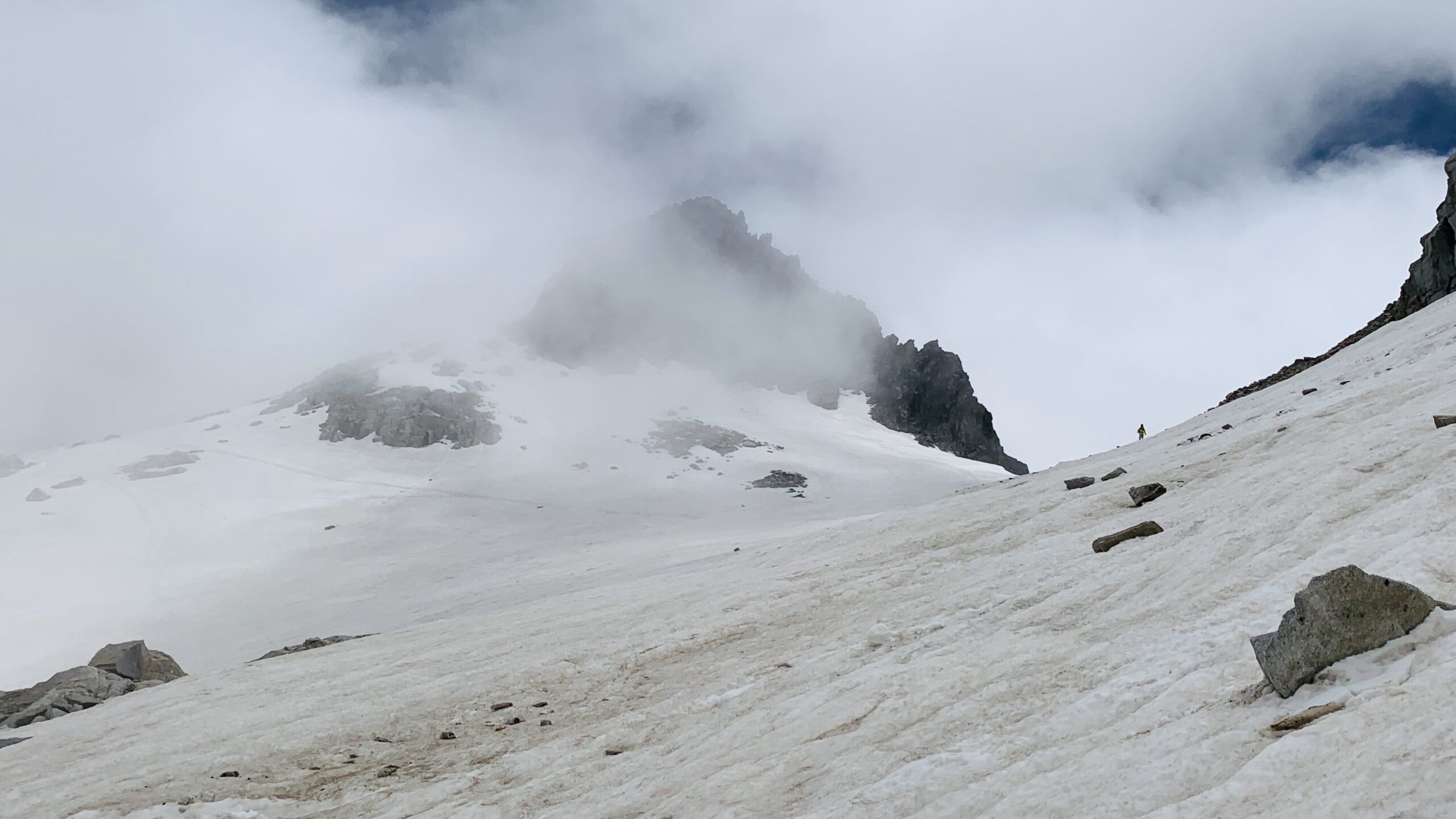 ASCENSIÓN CON ESQUÍ DE MONTAÑA AL ANETO Y MALADETAS  (PIRINEO ARAGONÉS)