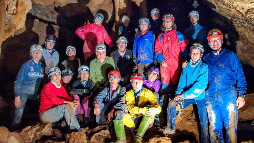 El Grupo Excursionista en su actividad en el Bierzo